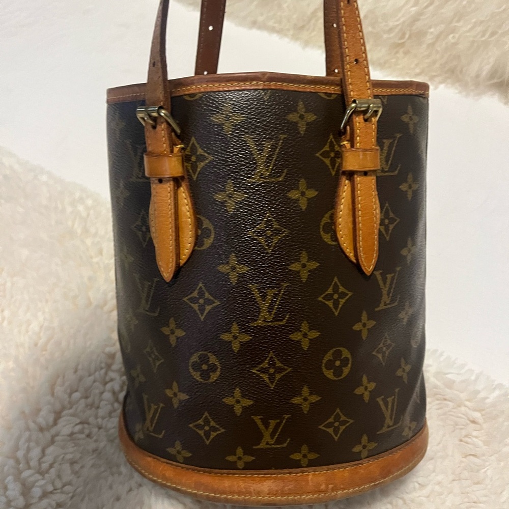 Authentic Louis Vuitton Bucket PM